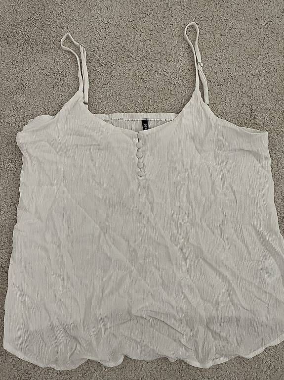 Tops: Top – Gebraucht aus Düdingen von sahli89