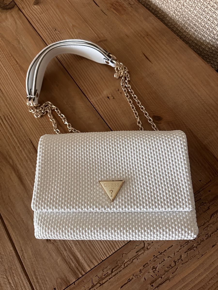 Guess Borse da donna: Guess Handtasche weiss, neu – Nuovo (secondo la descrizione) da Russikon venduto da twee555