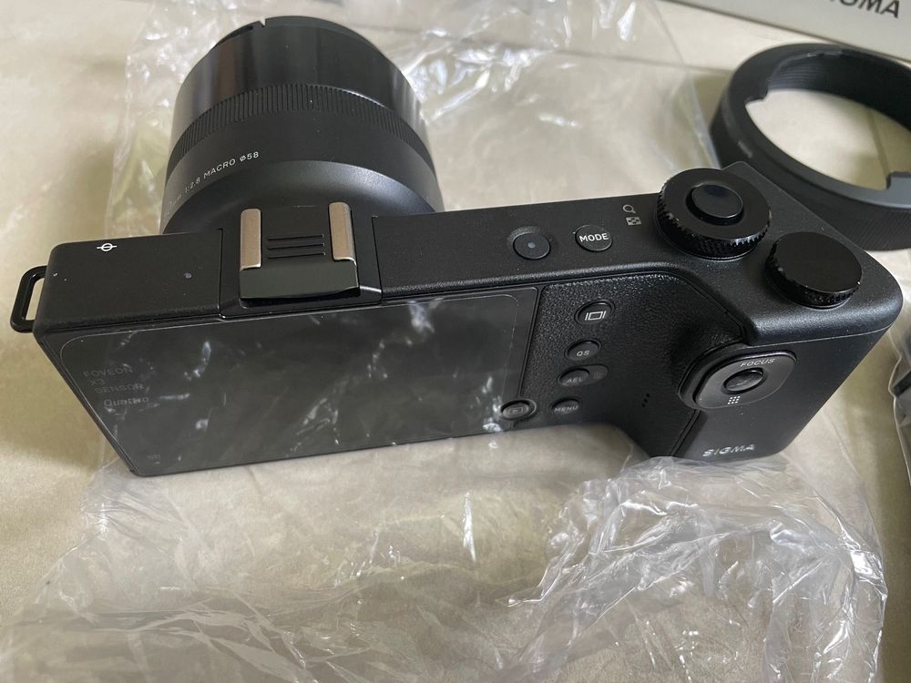Sigma dp3 Quattro Kamera mit extra Akkus 3