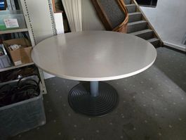 Werndl Sitzungstisch Rund D: 120cm H: 73cm ab 1.-
