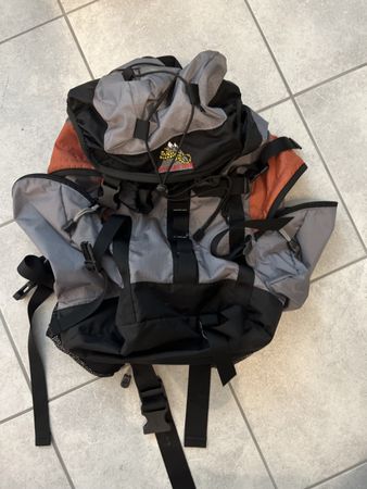 Kleiner Wanderrucksack von Adventure Trek