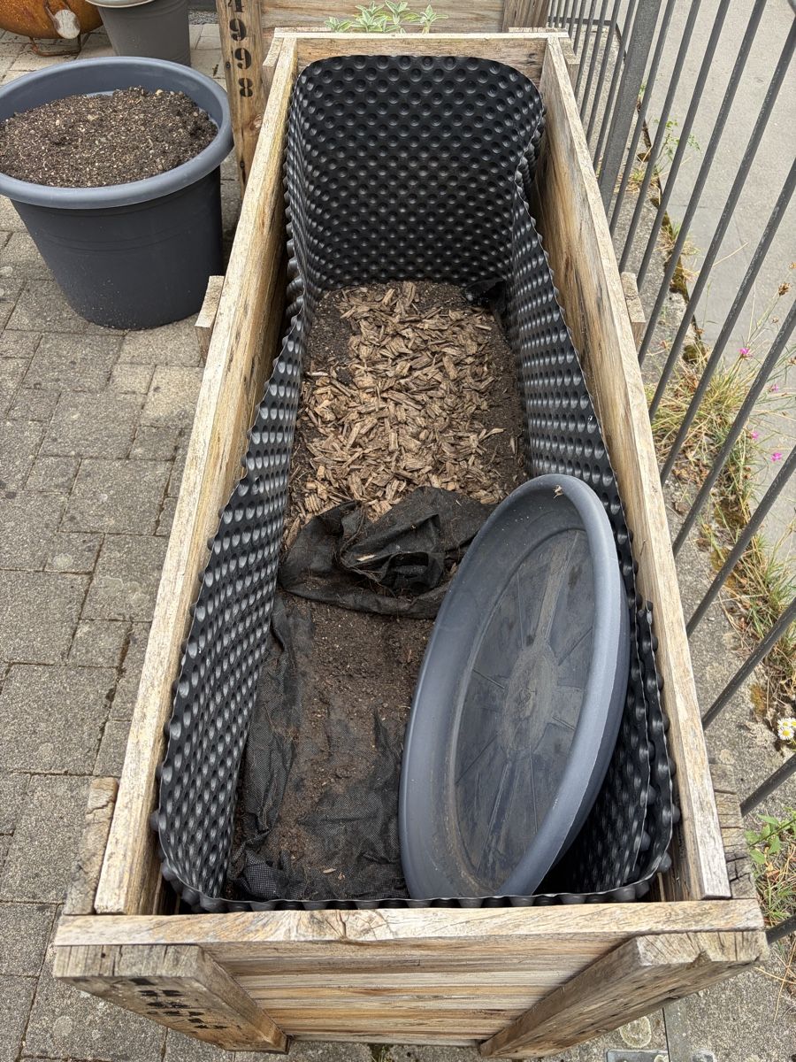 Coffres de rangement: 2 x Hochbeet – D'occasion à Zürich par aar_8vqp 1