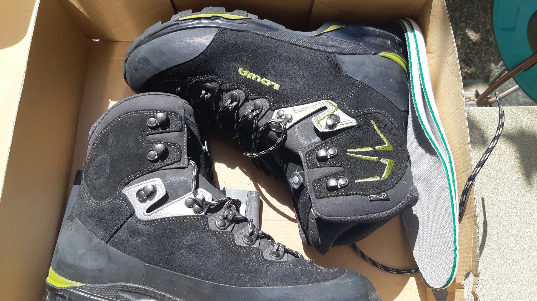 Chaussures hommes: LOWA Wanderschuhe – D'occasion à Liebefeld par Shemesh5