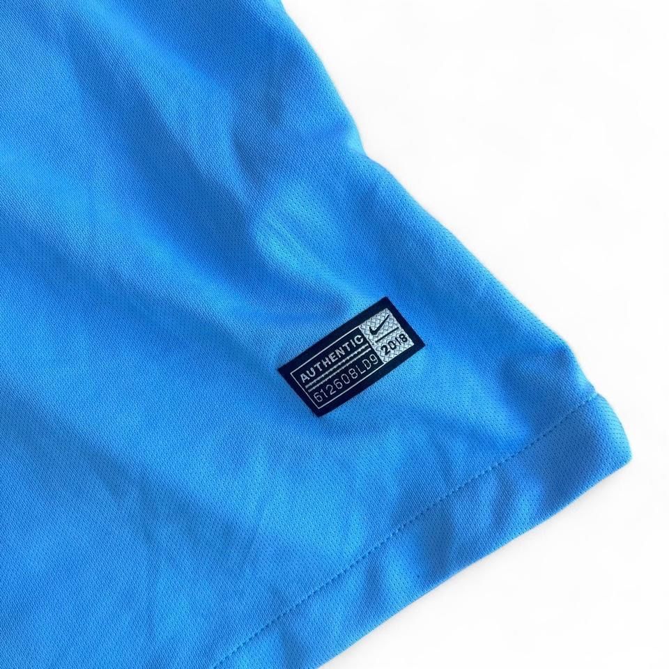 Nike Canottiere & Pantaloni: Manchester City Trikot – Usato da Riehen venduto da RESTREET 4