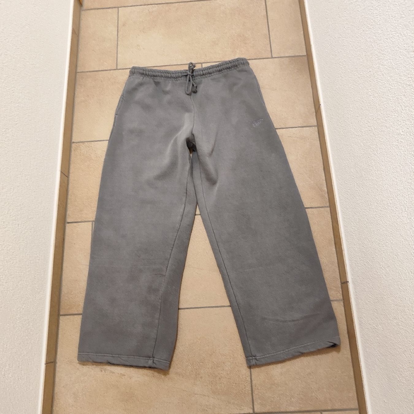Pull&Bear Tute: Pull&Bear Jogginghose L – Usato da Lamone venduto da ken_8y7h