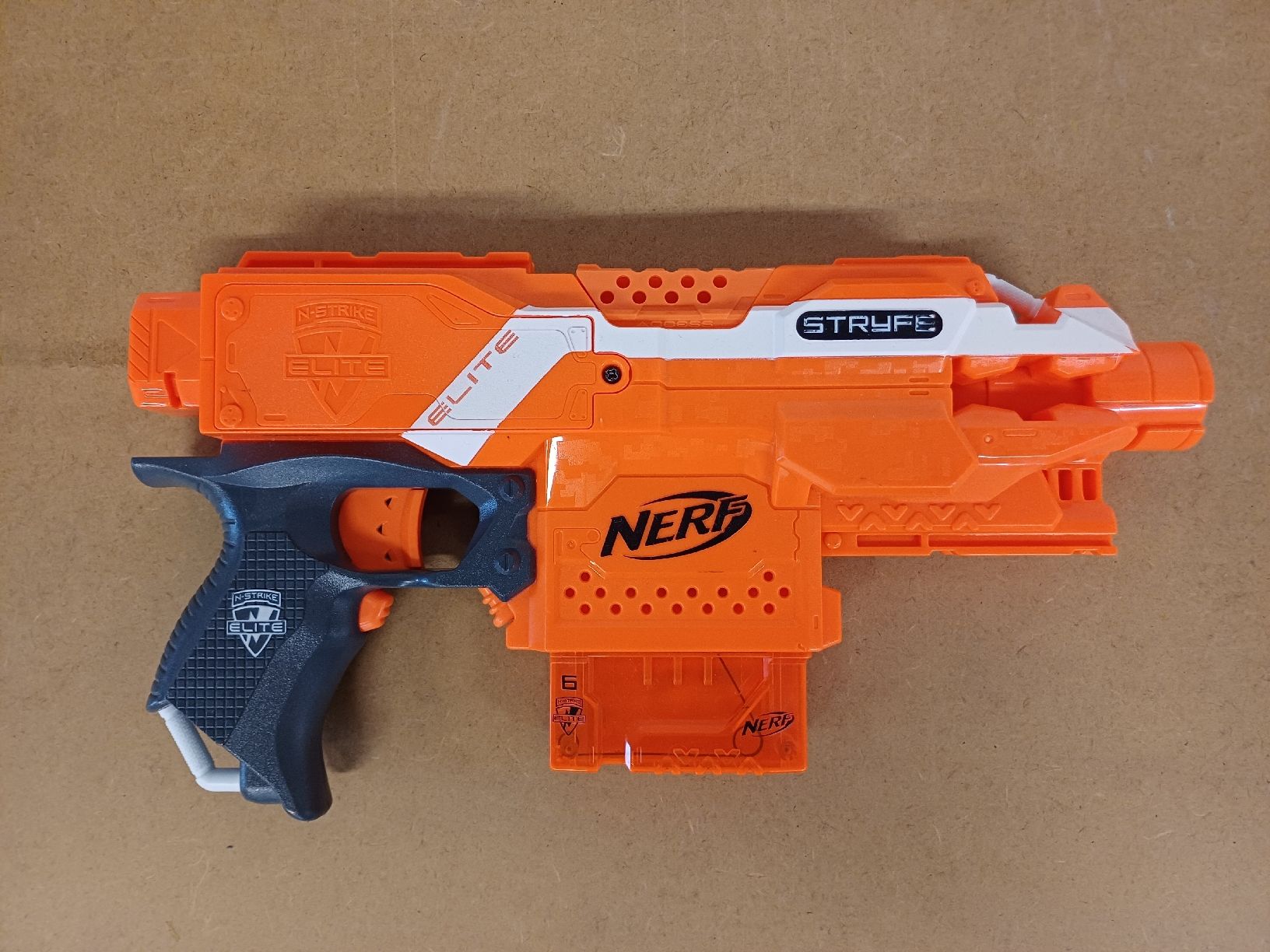 Nerf Giocattoli: Nerf: Stryfe, Firestrike, Persuader – Usato da Gorduno venduto da MirellaDaniel 1