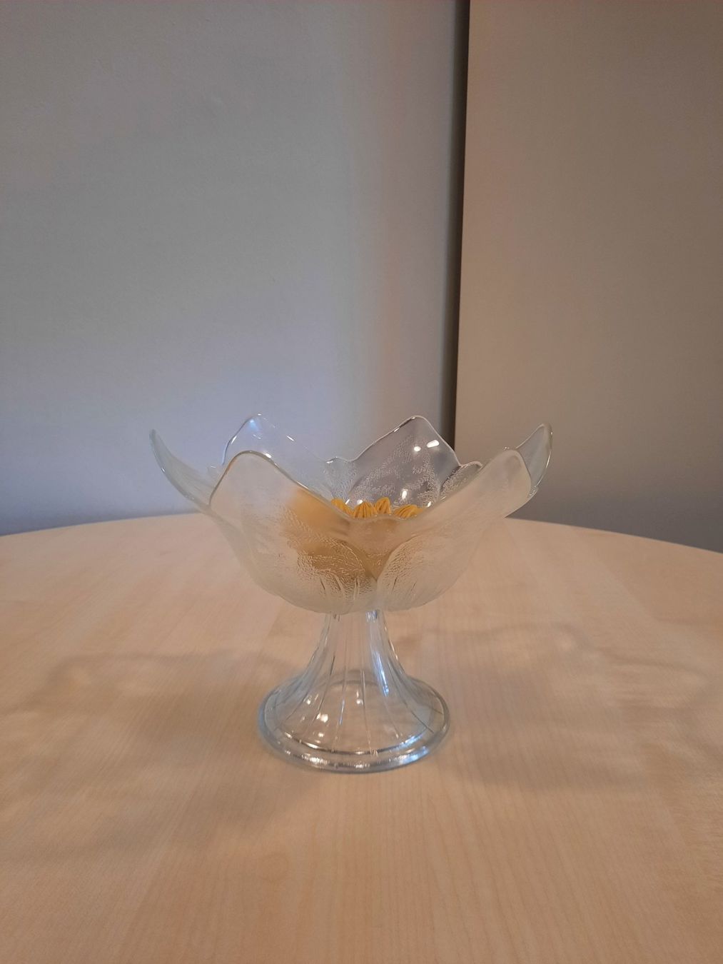 Gläser: Dekorative Glasschale – Gebraucht aus Zürich von ONVA-RE-USE 1