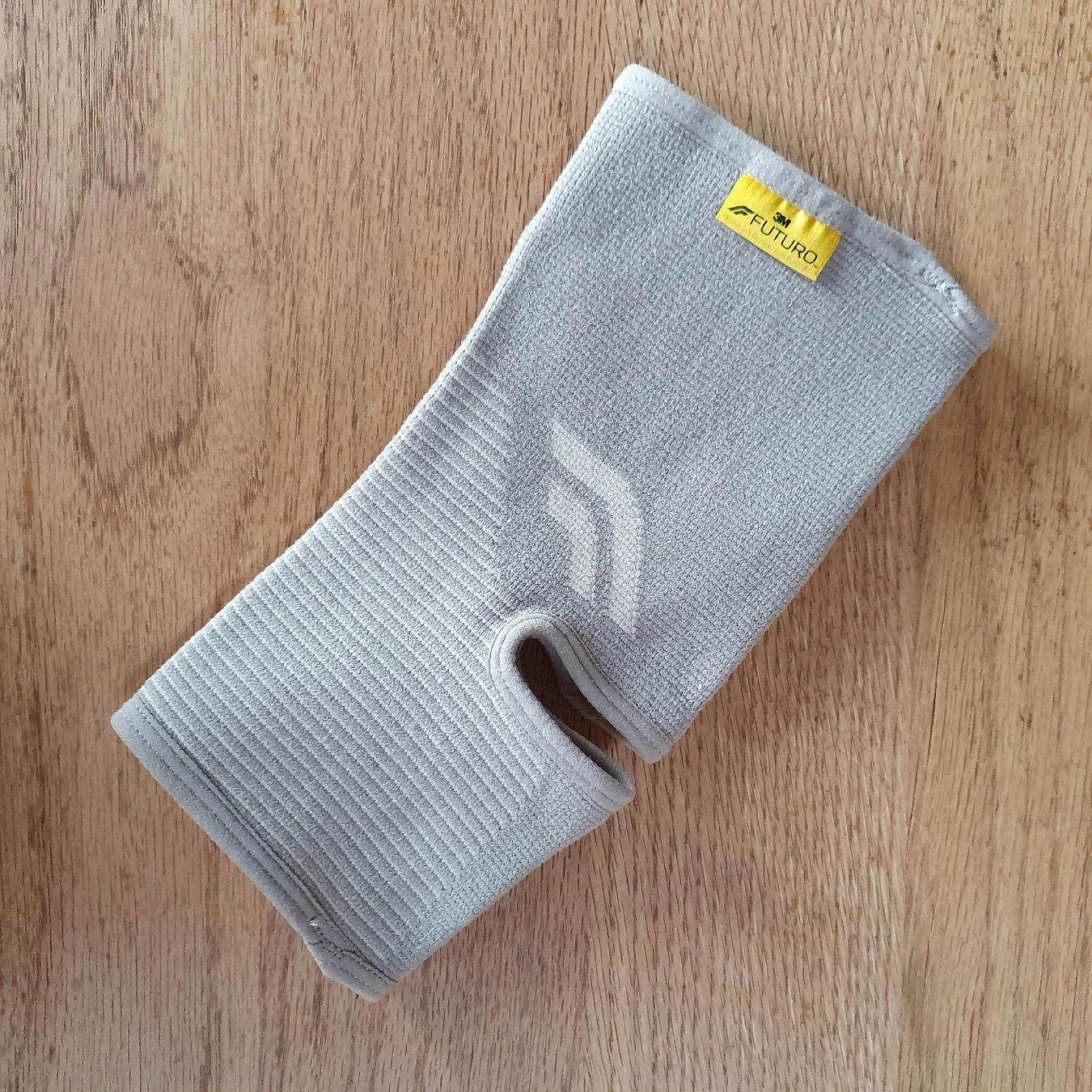 Attrezzature mediche: Sprunggelenk-Bandage – Nuovo e nell'imballaggio originale da Wettingen venduto da Christianv 6