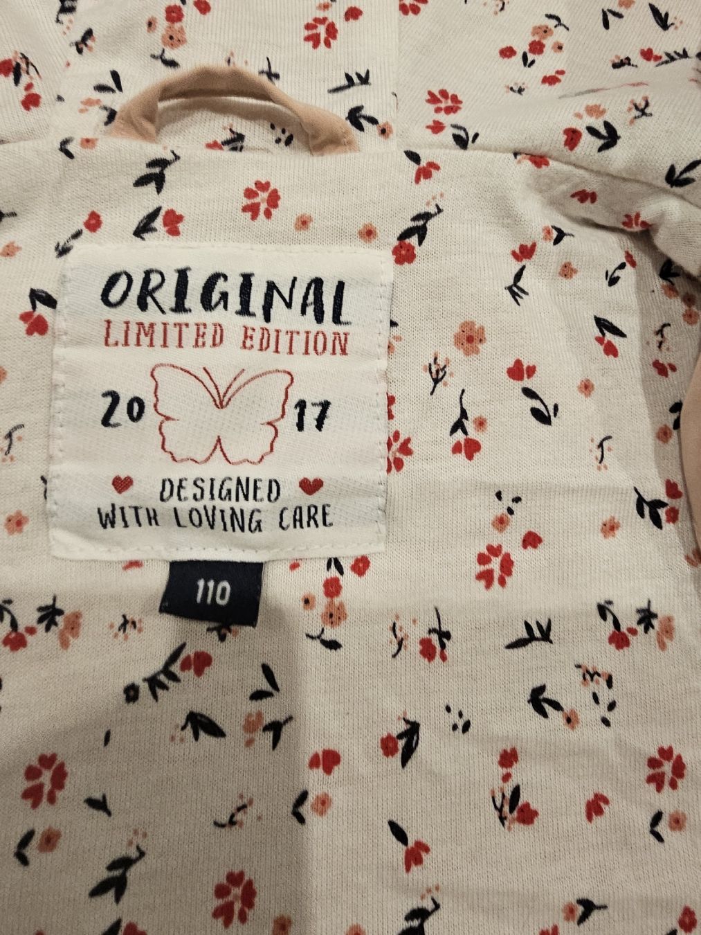 Giacche & Cappotti: Mädchen Jacke Gr.110 – Usato da Grosshöchstetten venduto da Qenko 1