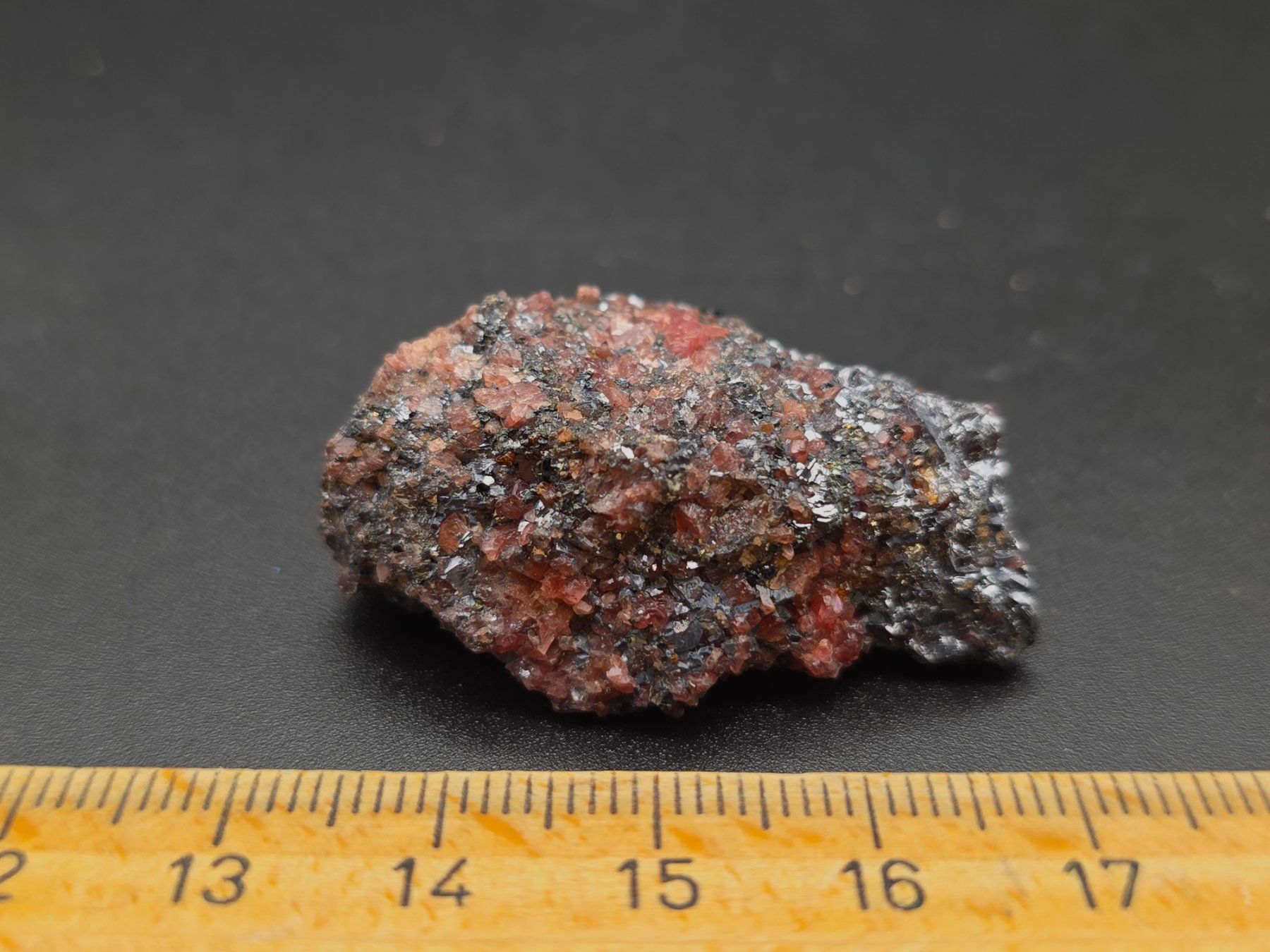 Mineralien & Heilsteine: RaRe Rhodonite Broken Hill Australia – Gebraucht aus Figino von minshop