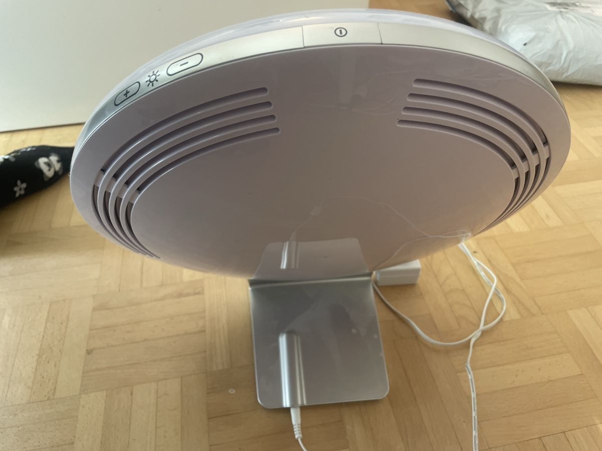 Beurer Lampade: Beurer TI 100 Light Therapy Lamp - Excellent Condition – Usato da Zurich venduto da ana_6dl5 1