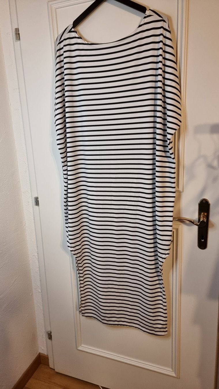 Vestiti: Kleid Größe 2XL – Usato da Wald ZH venduto da Martin79 2