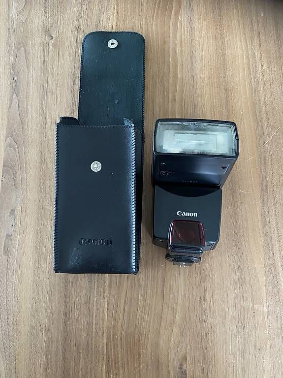 Canon Flashs: Canon Blitzgerät 380EX – D'occasion à Dierikon par aiko05