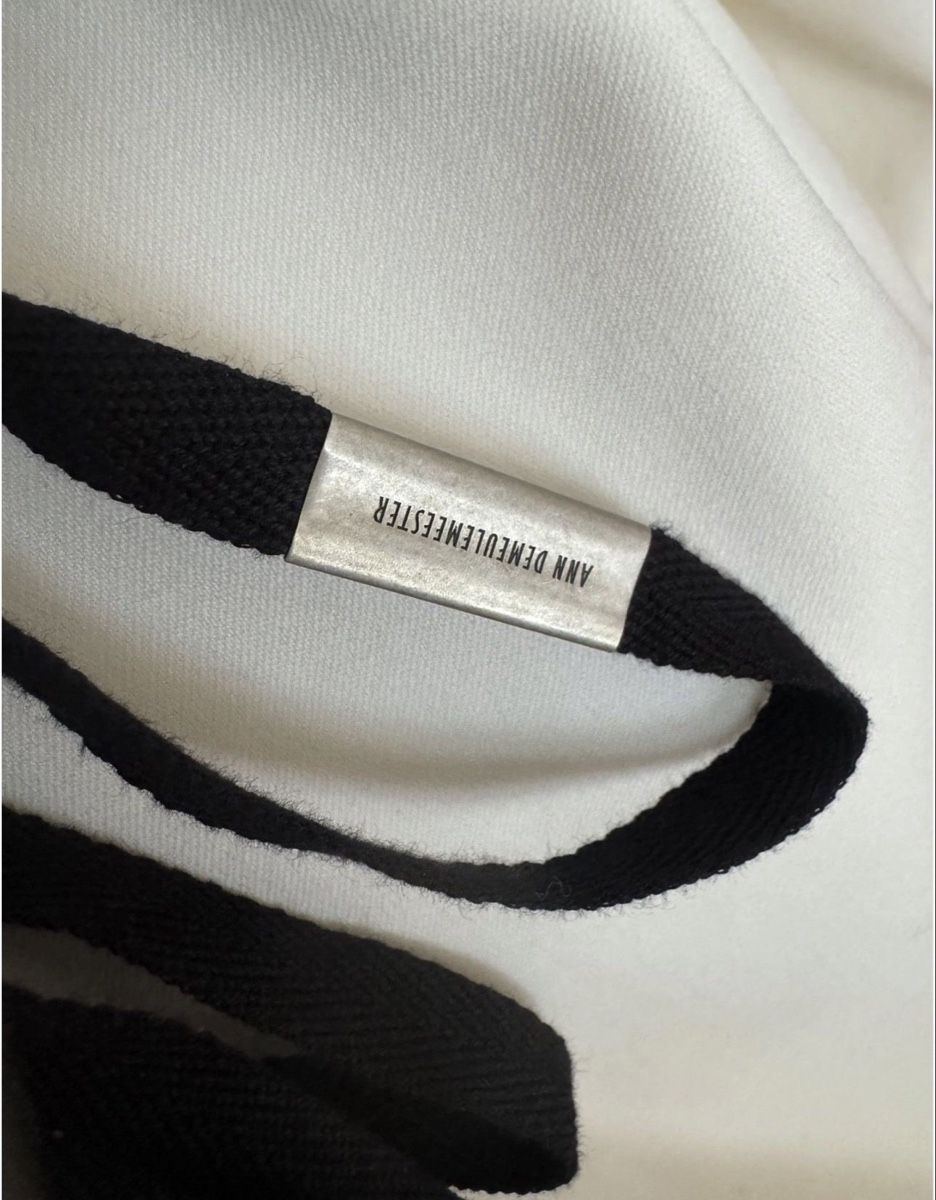 Jacken: Ann Demeulemeester off white jacket  – Neu und originalverpackt aus Genolier von tan_rd6s 5