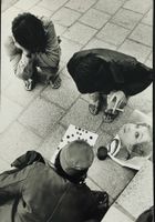 Street Gambling, Hanoi, Vietnam - by Jérôme de Perlinghi