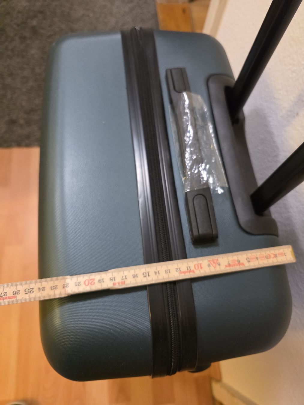 Valigie: Neu Gross Reisekoffer – Nuovo (secondo la descrizione) da Zürich venduto da Boys_68 4