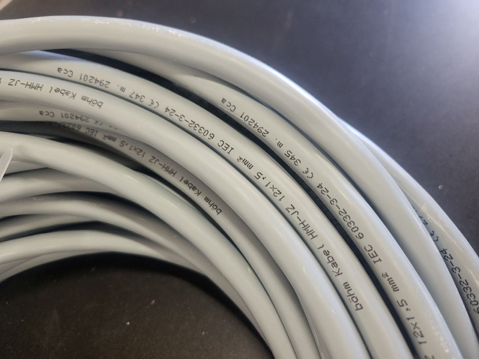 Cavi: 29.5m Flex-Kabel 12x1.5mm2 nummeriert – Nuovo (secondo la descrizione) da Alpnach Dorf venduto da str_jdw2 1