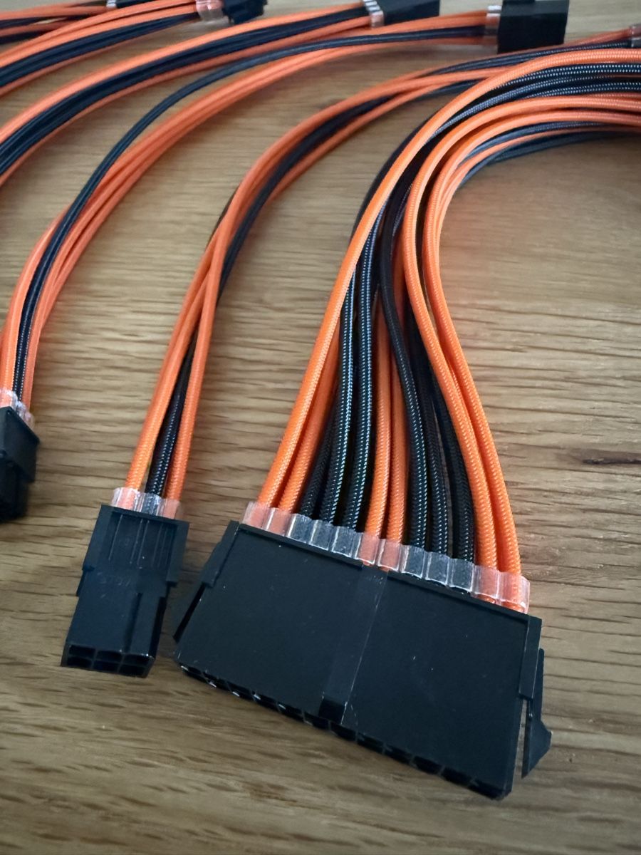 Cavi: Kabelset Verlängerung Orange/Schwarz – Nuovo (secondo la descrizione) da Kräiligen venduto da Mike_q 1
