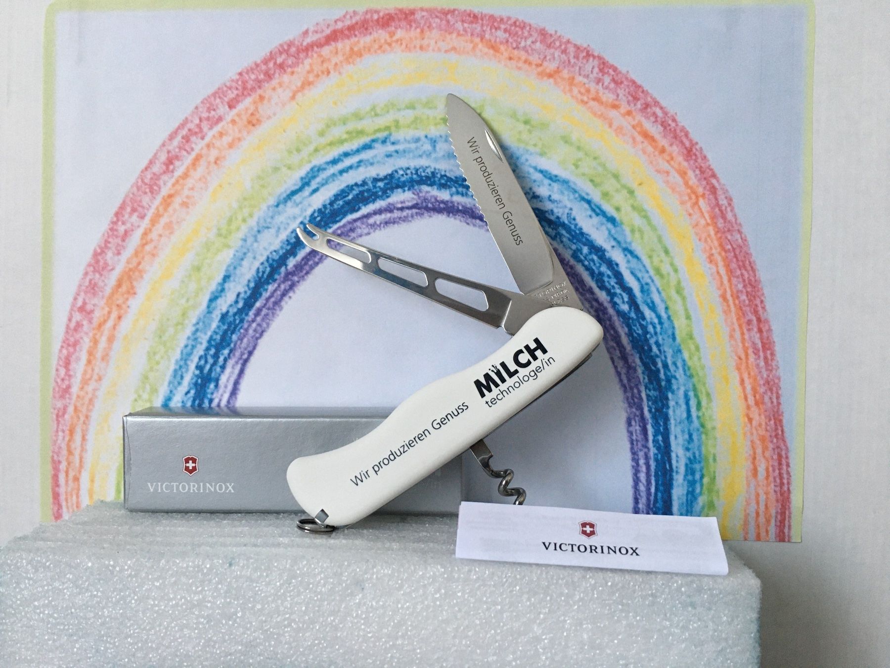 Victorinox Taschenmesser: VICTORINOX - Schweizer Käsemesser - MILCHtechnologe/in – Neu und originalverpackt aus Andwil SG von Rainboli 2