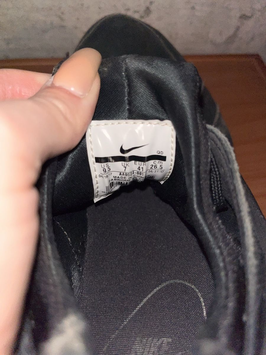 Nike Scarpe da uomo: Nike Huarache schwarz Grösse 41 gebraucht – Usato da Zuchwil venduto da fie_7bzm 2