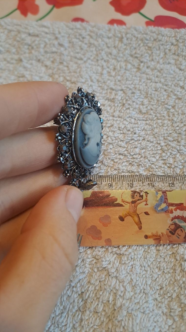 Spille & Fermagli: Broche vintage camée gris et strass - Élégance assurée! – Nuovo (secondo la descrizione) da Bernex venduto da Dariafr 3