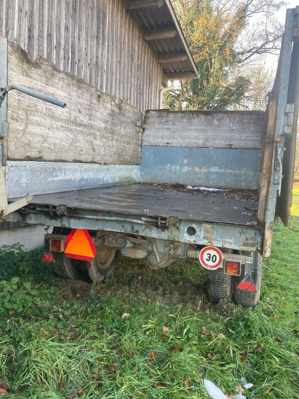 Autoribaltabili: Kipper anhänger – Usato da Frümsen venduto da Goepe 1