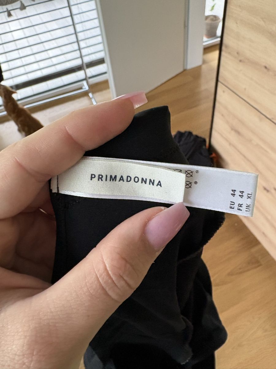 Tops: Sport Top – Neu (gemäss Beschreibung) aus Spiez von Michaela333 3