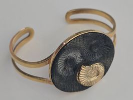 Armreif Fossil Ammonit Goldfarben guter Zustand