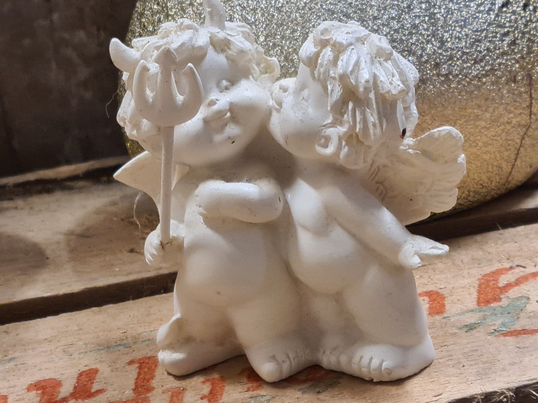 Statuette: Grössere IGOR Engelsfigur ca. 7.5 X 8 cm – Usato da Amriswil venduto da kleindeko