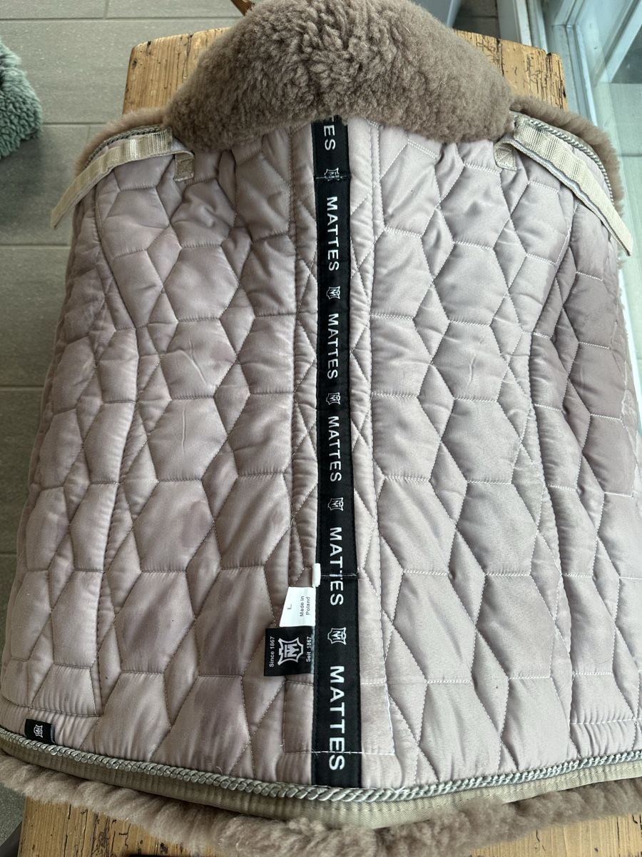 Decken & Deckenzubehör: Lammfellschabracke DR / L – Gebraucht aus Winkel von gice3 2