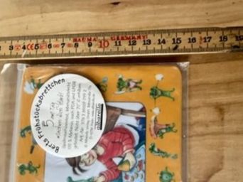 Untersetzer: Schneidebrett Untersetzer – Neu und originalverpackt aus Altbüron von Februar26 2