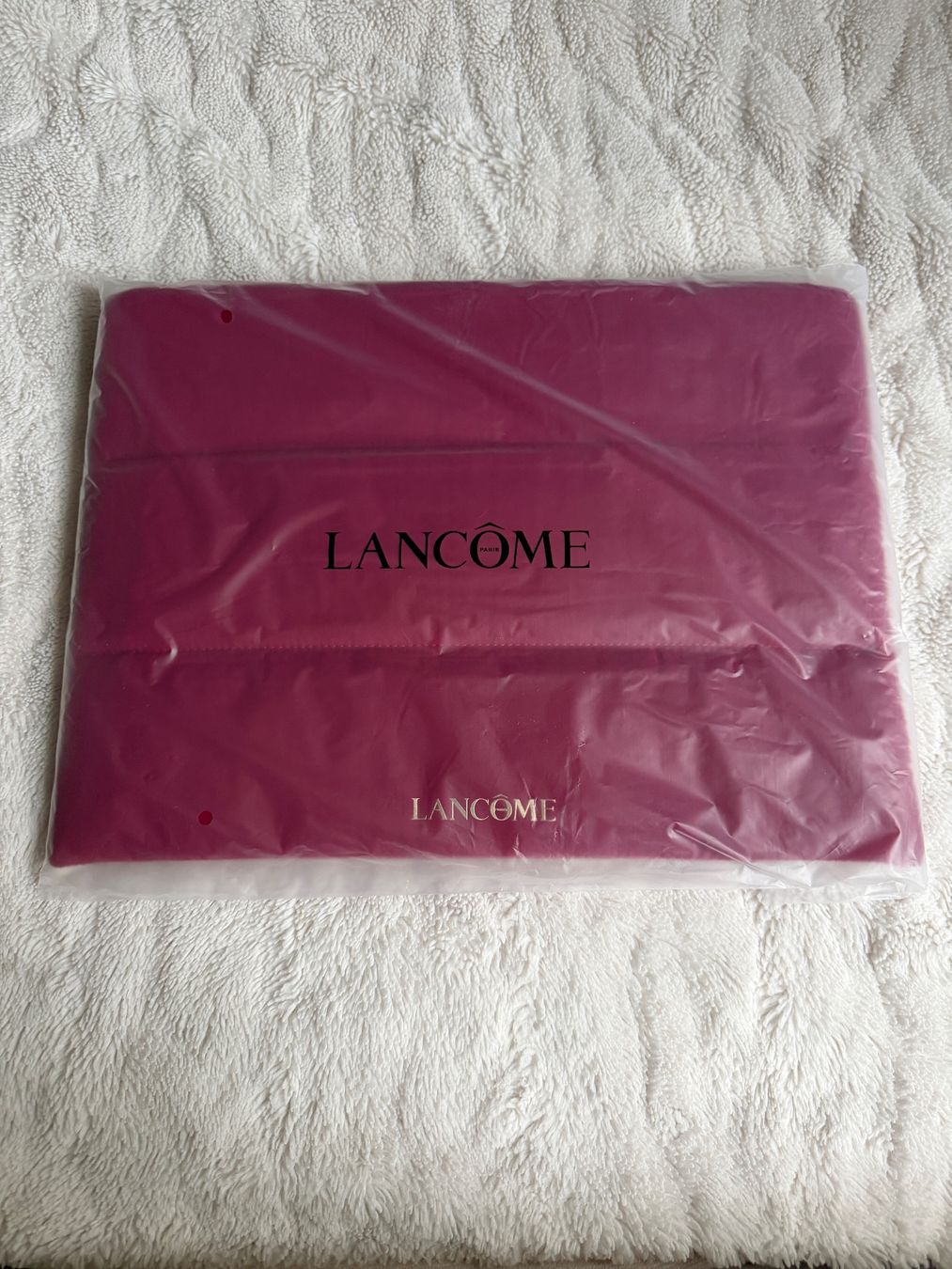Lancôme Taschen: Laptop Tasche von Lancome – Neu und originalverpackt aus Zürich von emm_9ydh 3