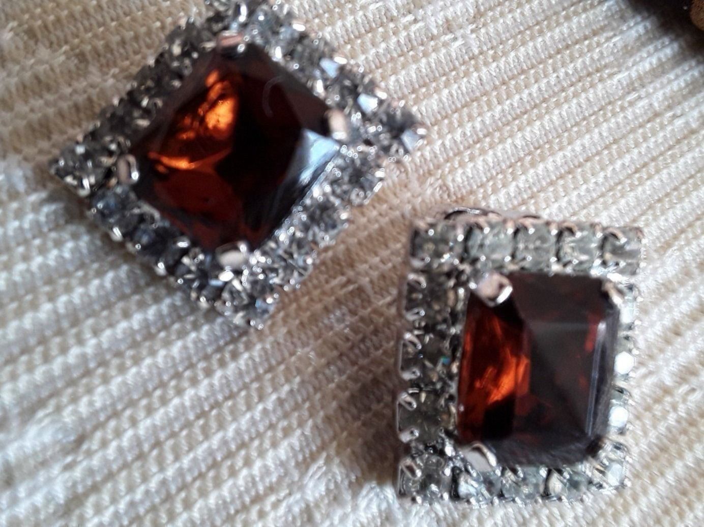 Ohrringe & -stecker: Vintage Strass Clips 80er – Gebraucht aus Zürich von philpip