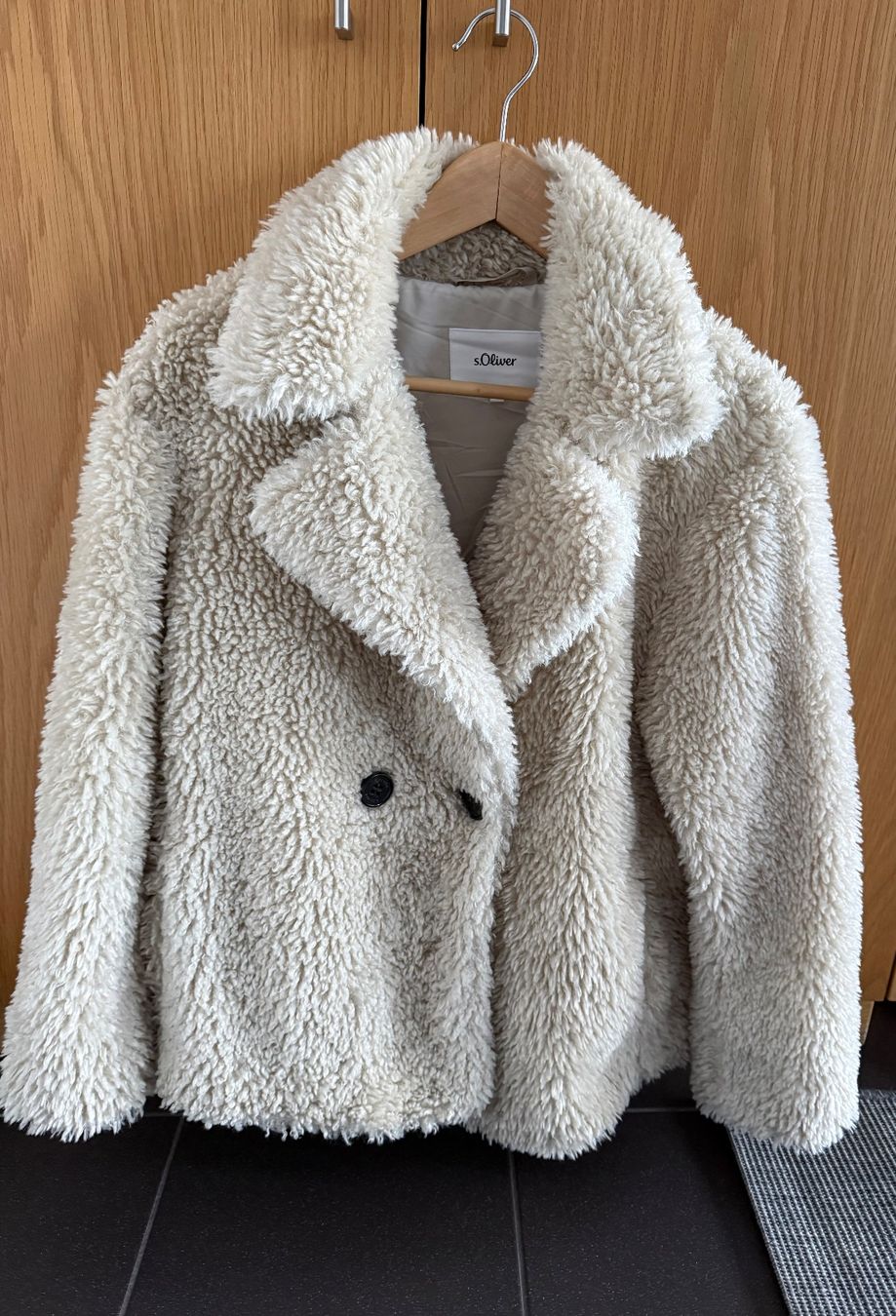 S.Oliver Jacken: S.Oliver Teddyjacke Gr.36 – Gebraucht aus Visperterminen von ele_8n98