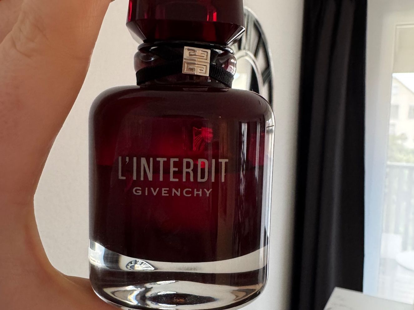 Givenchy Profumi & Eau de Toilette: Givenchy l‘interdit rouge – Usato da Nänikon venduto da Belle1605