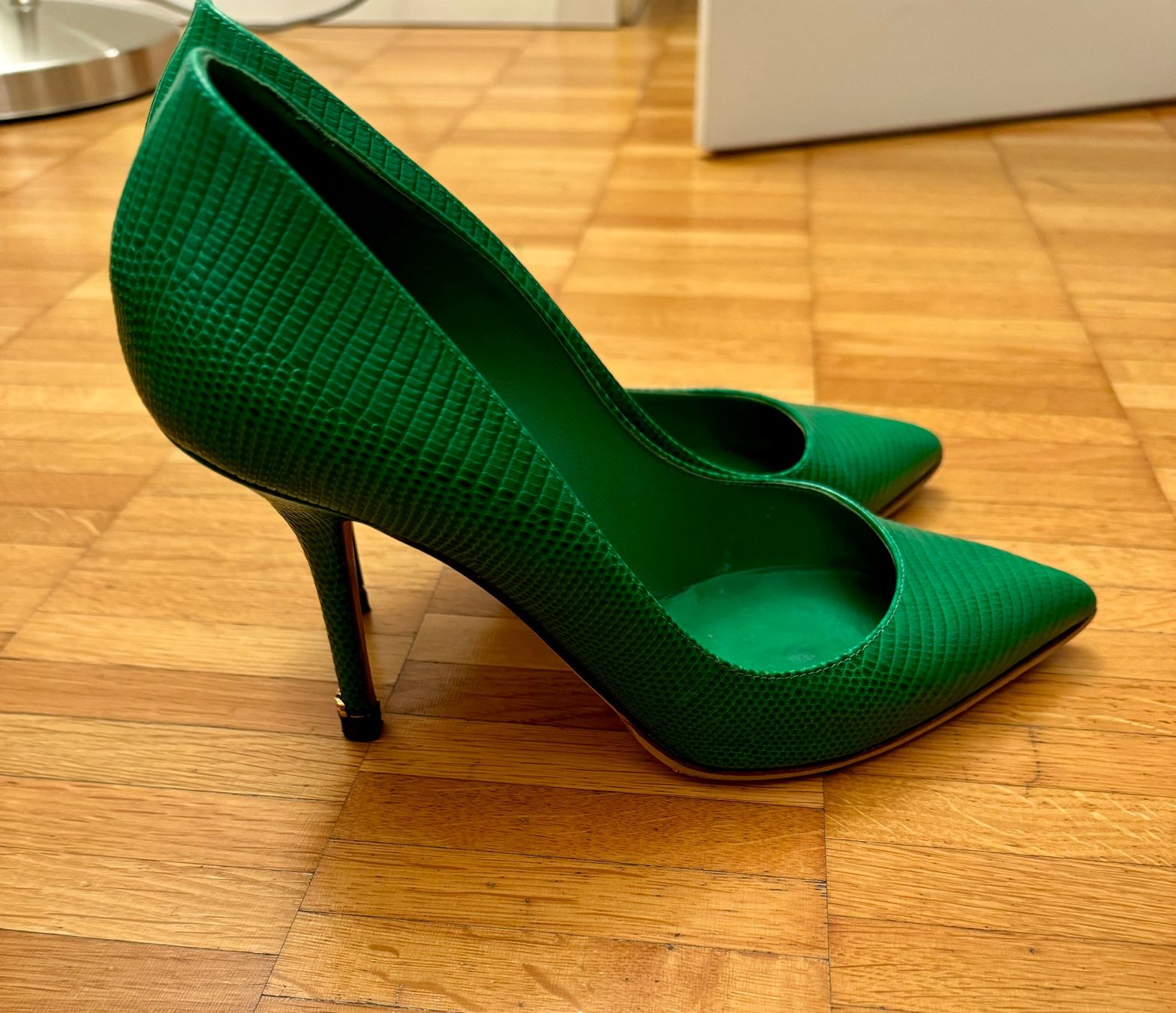 Dolce & Gabbana Scarpe da donna: Dolce Gabbana Damen Schuhe – Usato da Zürich venduto da VictoriaGVA