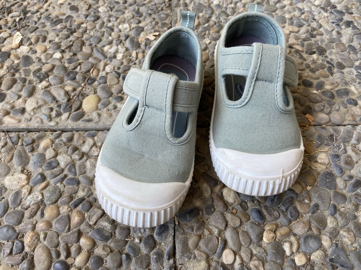 Herrenschuhe: Kinderschuhe  – Gebraucht aus Lengnau BE von col_mbz6