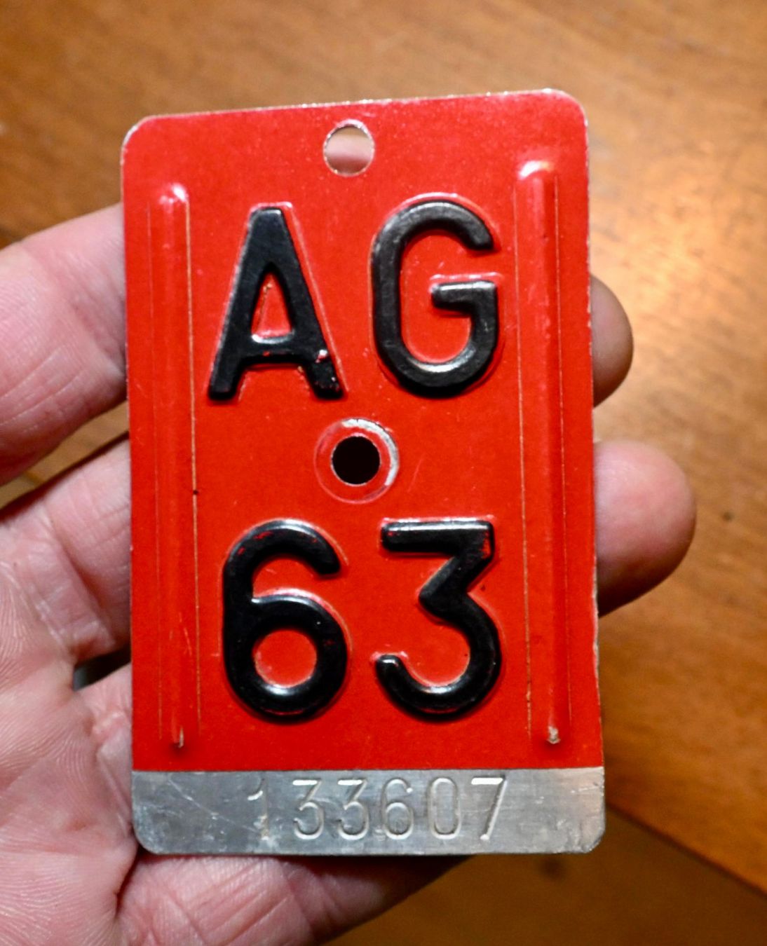 Insegne: Velonummer AG 63 von 1963 - Aargau 133607 – Usato da Pfaffhausen venduto da mono_rec 2