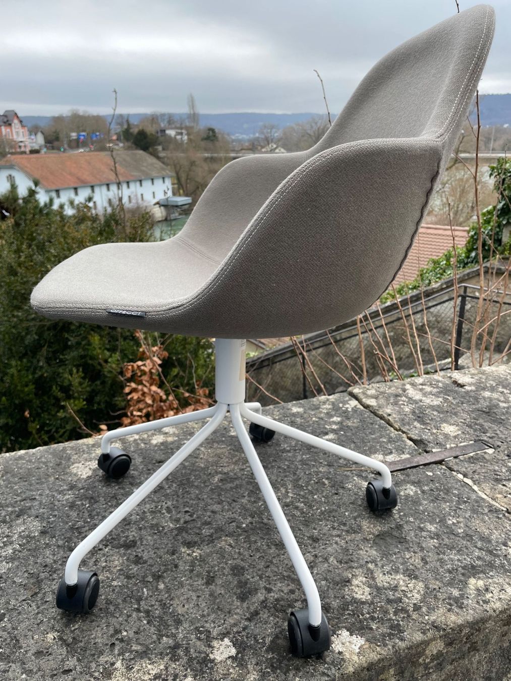 Poltrone: Offecct Palma Meeting chair – Usato da Brugg AG venduto da lenya1 4