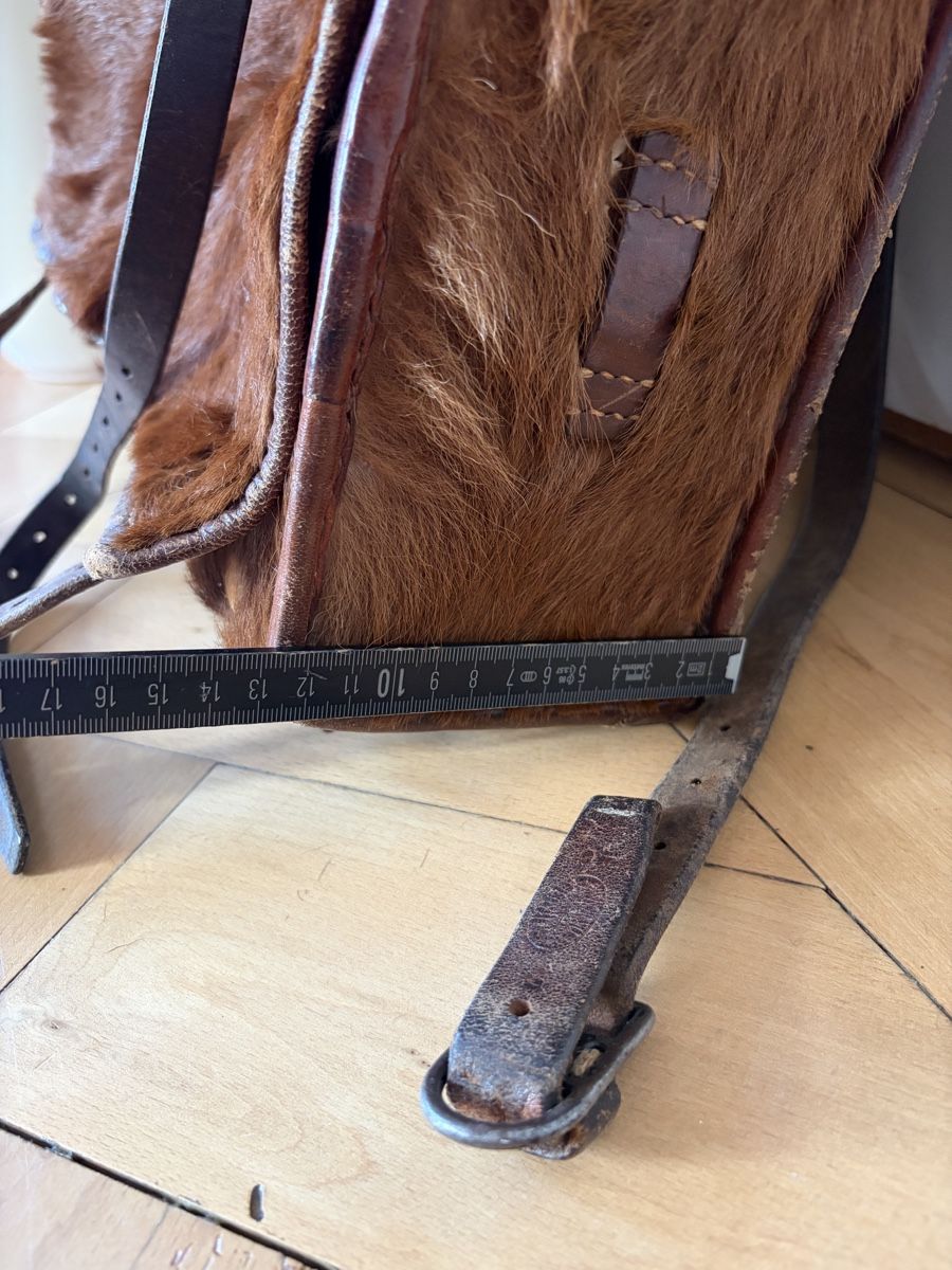 Sacs à dos: VINTAGE LEDERRUCKSACK AUS FELL – D'occasion à St. Gallen par Debi. 3