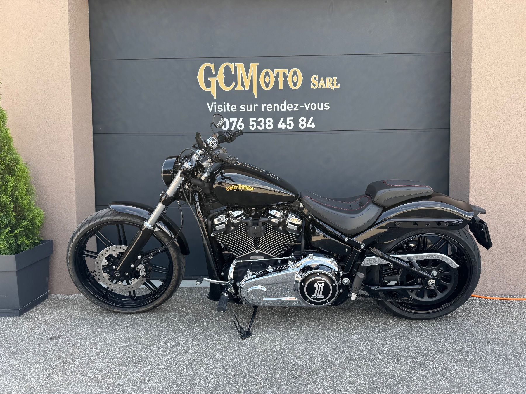 Harley-Davidson Chopper: Harley Davidson Breakout 107 35kW LEASING POSSIBLE – Usato da Echallens venduto da HD90 2