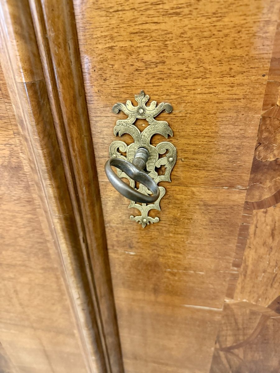 Armadi: Barock-Nussbaum Schrank- Top! – Usato da Berlingen venduto da Bodensee125 1