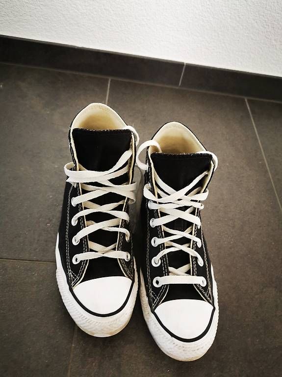 Converse Scarpe da donna: Converse All Stars Gr 37.5 – Usato da Geuensee venduto da claukau 1