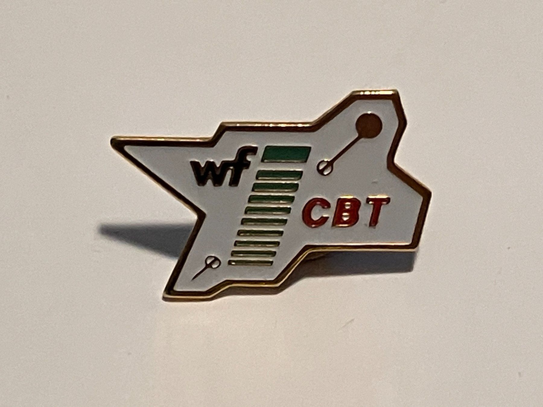 Placchette & Badge: 1 Pin WF CBT – Usato da Basel venduto da djwwpp