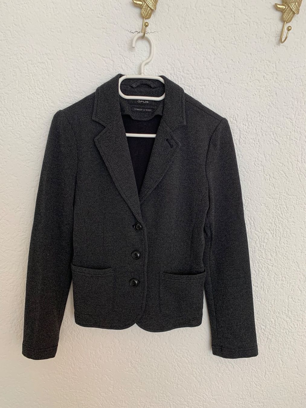Opus Giacche: Opus Blazer grau Gr. S – Usato da Fislisbach venduto da KolibriSecondhand