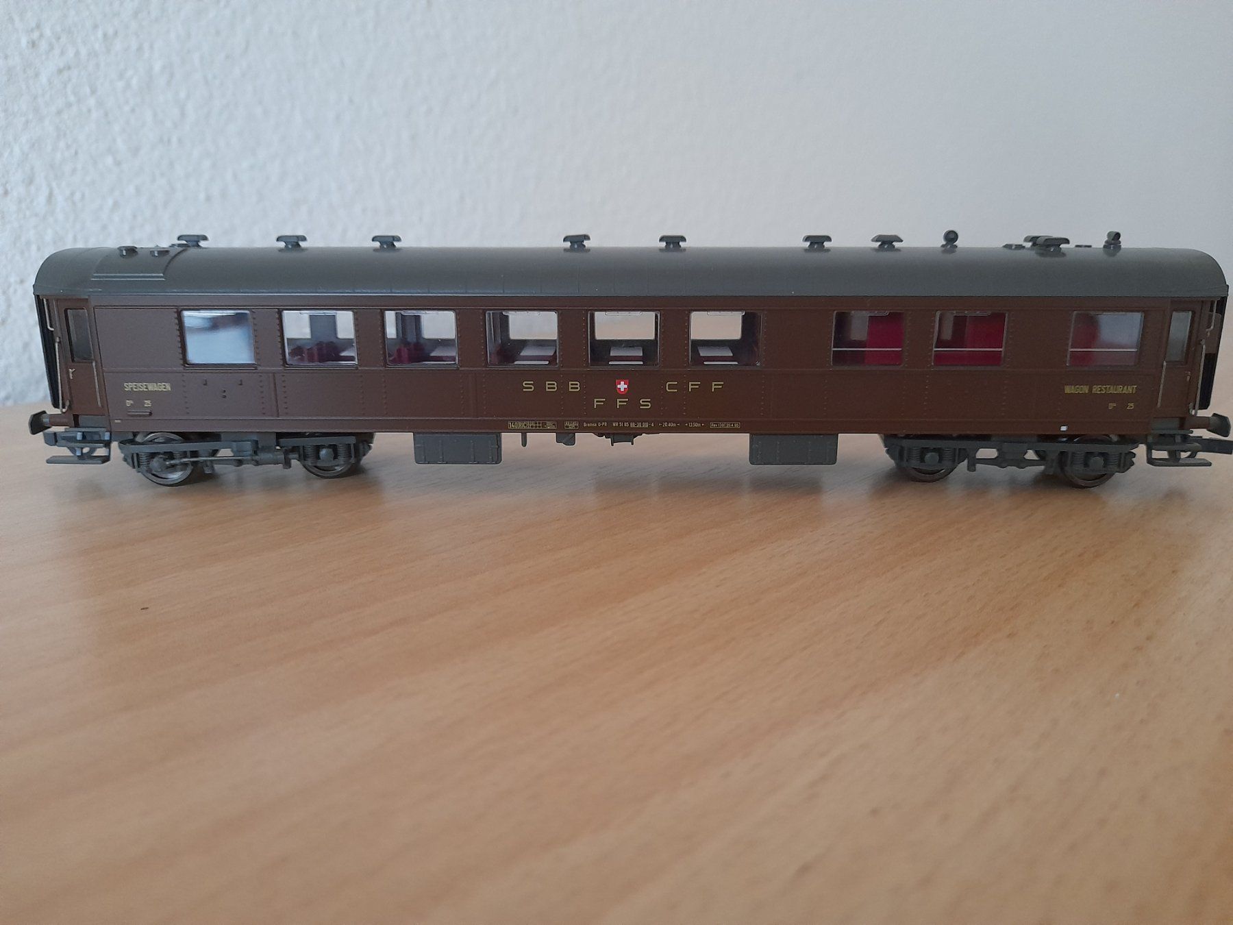 Roco Trains électriques: Wagon restaurant CFF ancien – Neuf avec emballage d'origine à Auvernier par gandalf08