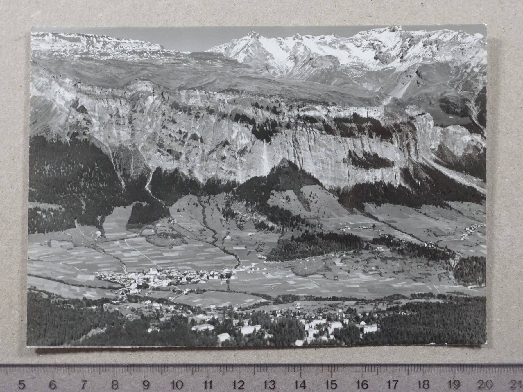 Cartoline postali: Flims, Flugaufnahme – Usato da Lenzburg venduto da fh1