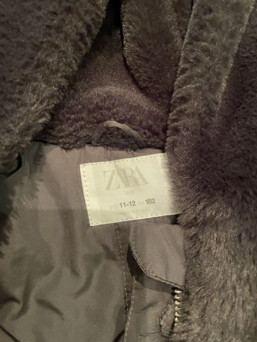 Zara Vestes & Manteaux: Winterjacke Kunstfell – Neuf (Voir description) à Balgach par sei_s6d7 2
