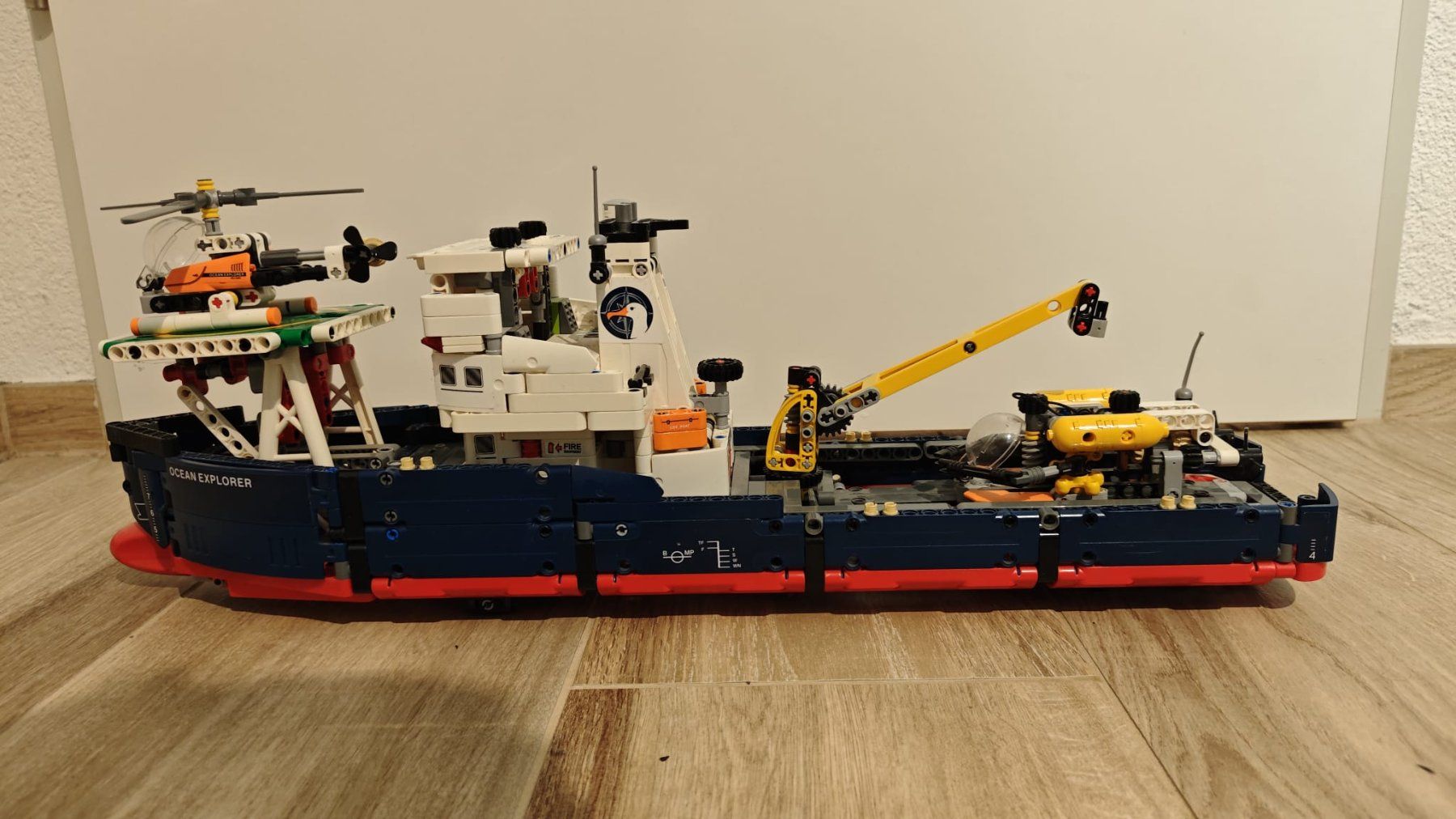 Lego Giocattoli: LEGO Technic Forschungsschiff 42064 – Usato da Bützberg venduto da Kevnic 2
