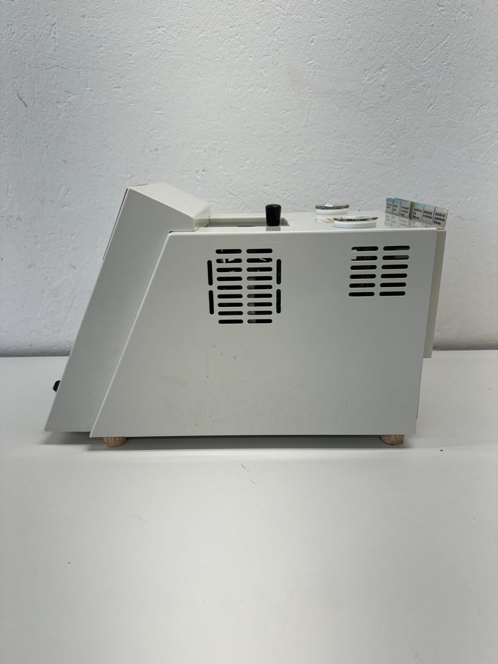 Accessori da laboratorio: Büchi Melting Point B-545 – Usato da Niederdorf venduto da LeptonAG_Labor 3